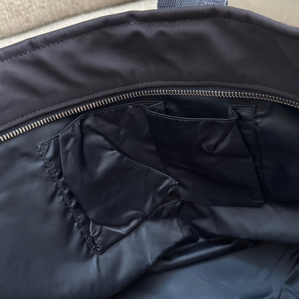 Gucci Nylon Diamante Web Tote bag in navy blue nylon and leather - Picture 5 of 8